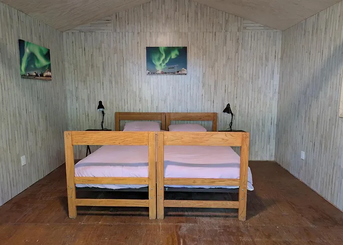 Sven\'S Basecamp Hostel