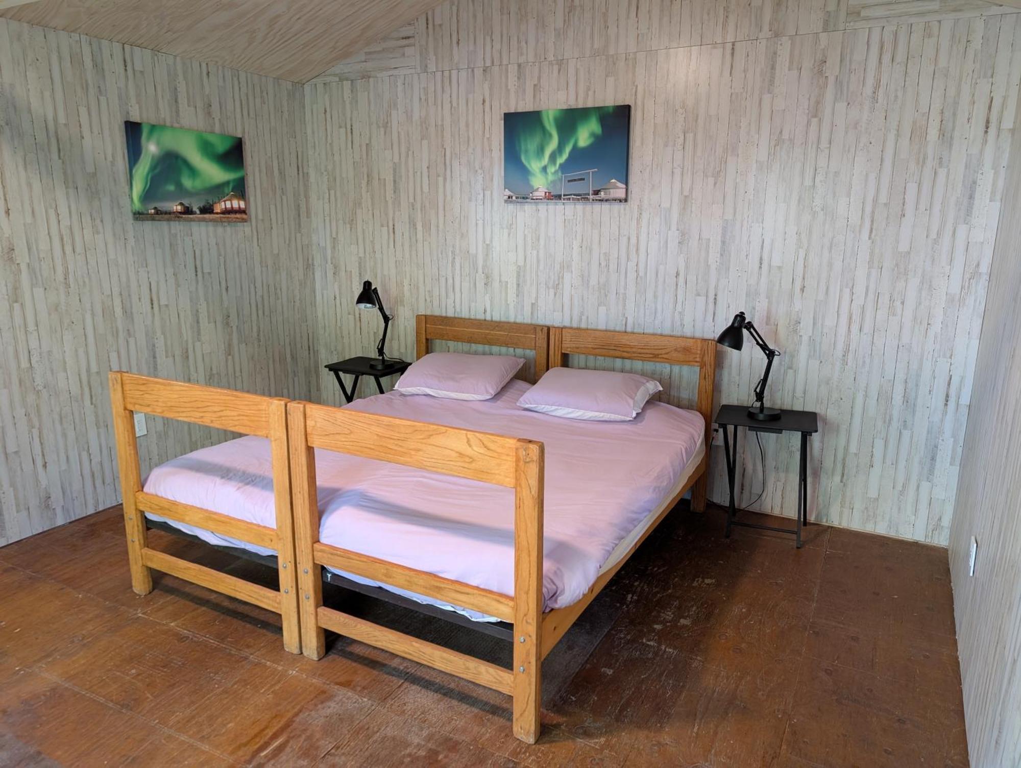 Sven's Basecamp Hostel *